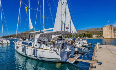 Oceanis 38.1 (2018)