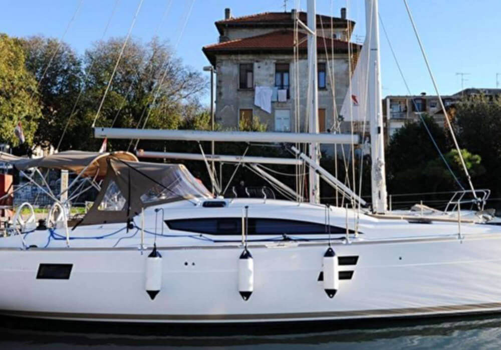 Elan 40 Impression (2015) - Yacht Charter Croatia