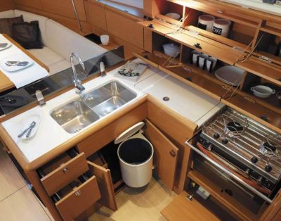 Sun Odyssey 389 (2019)