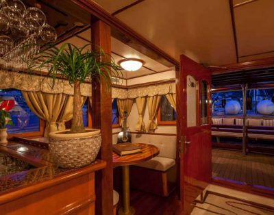 M/Y Romanca