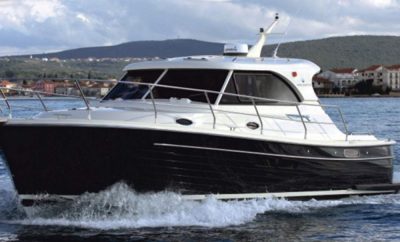 Adriana 36 (2017)