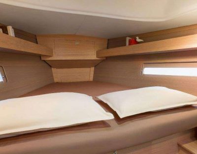 Dufour 382 GL (2017)