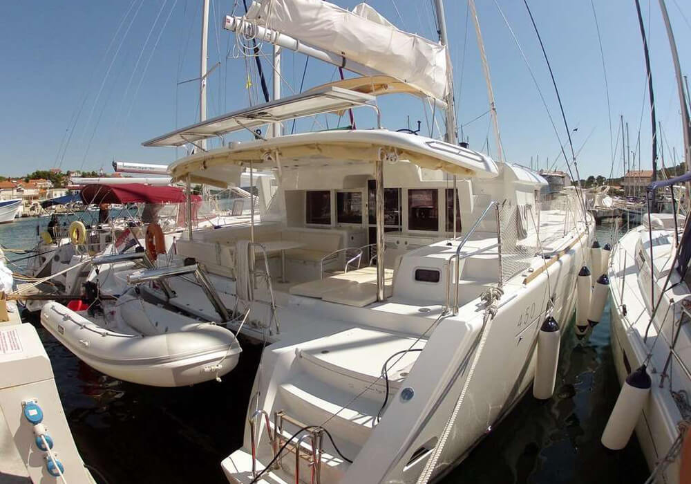 Lagoon 450 (2013) - Catamaran Charter Croatia