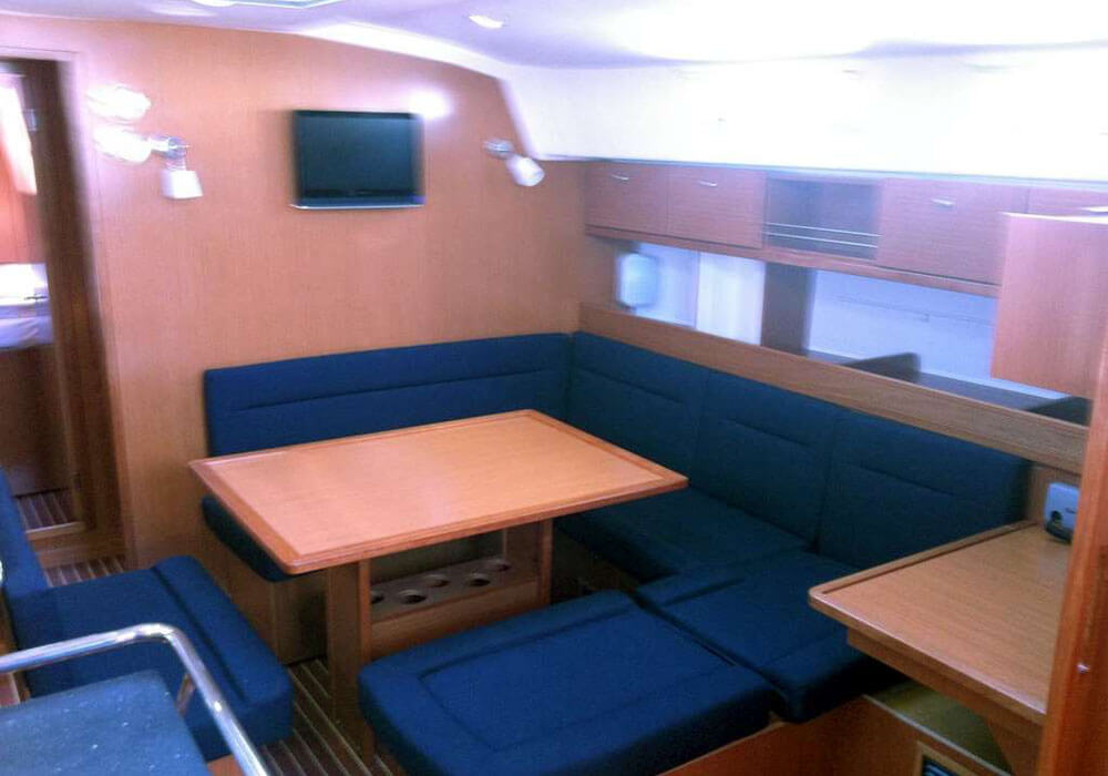 Bavaria Cruiser 45 (2012) - Yacht Charter Croatia
